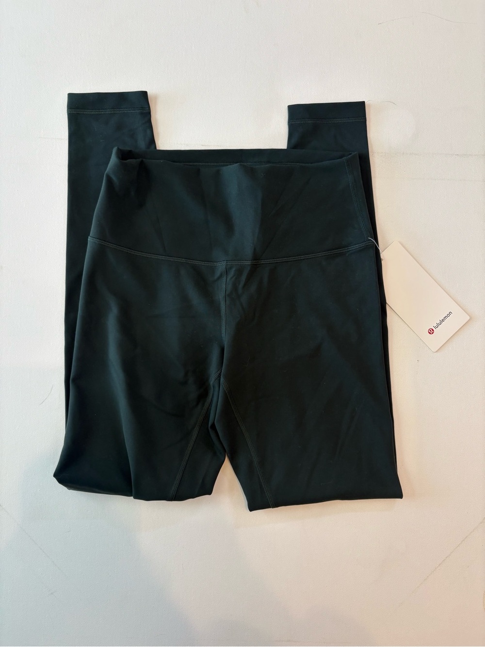 NWT Lululemon Wunder Train HR Tight 28" in Rainforest Green Size 8